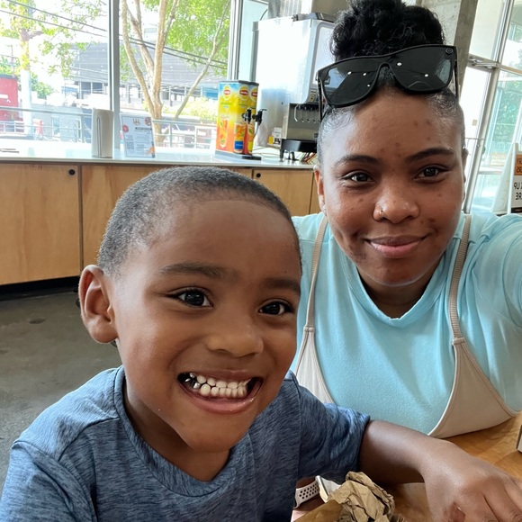 Your friendly neighborhood posher - Neicey - Picture 10 of 11